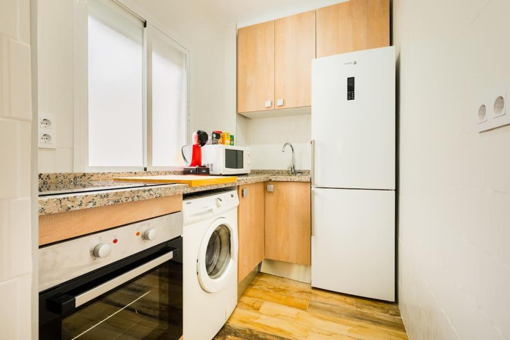 Apto Centrico, 2 Aparcamientos Privados, Bicis Sevilla Eksteriør billede